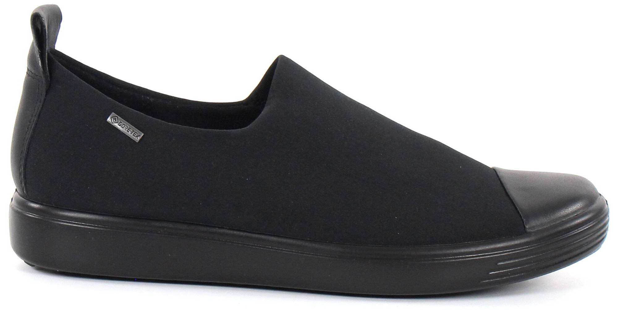 ecco gore tex ladies walking shoes