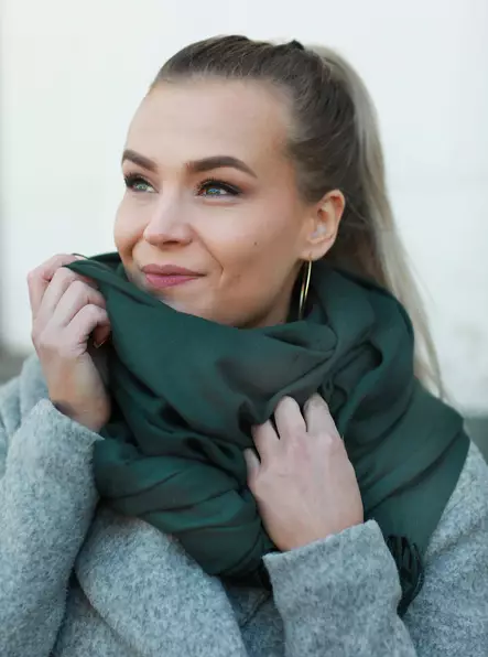 Veniz Scarf 60135 Emerald Green - Women's scarfs - 140100 - 1