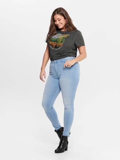 Only Carmakoma Jeans Augusta, Light Blue - Stilettoshop.eu webstore