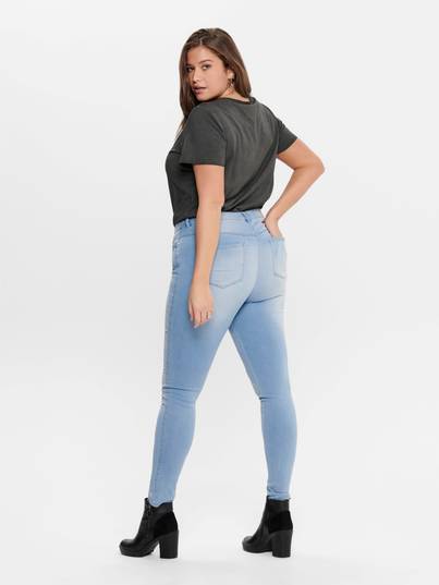 Only Carmakoma Jeans Augusta, Light Blue - Stilettoshop.eu webstore