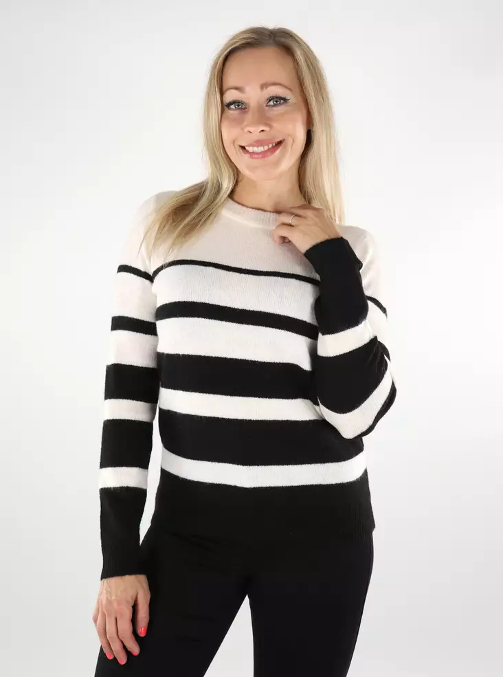 10291527 - Women's knitwear - 136800 - 1