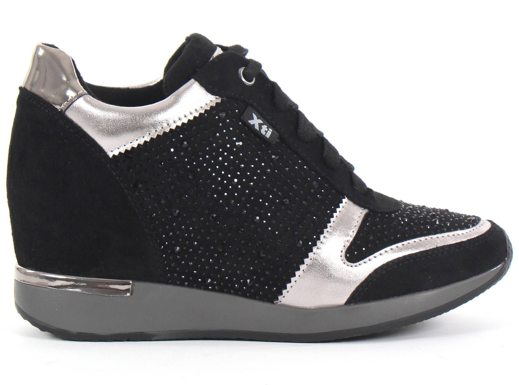 grey prada cloudbust