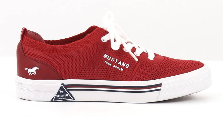 Mustang Sneakers 1381-302-5, Red - Women's sneakers - 128684 - 1
