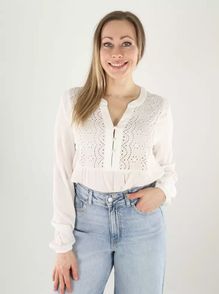 Vero Moda women's shirt EMB Top snow white - Women's long sleeved shirts - 140164 - 1
