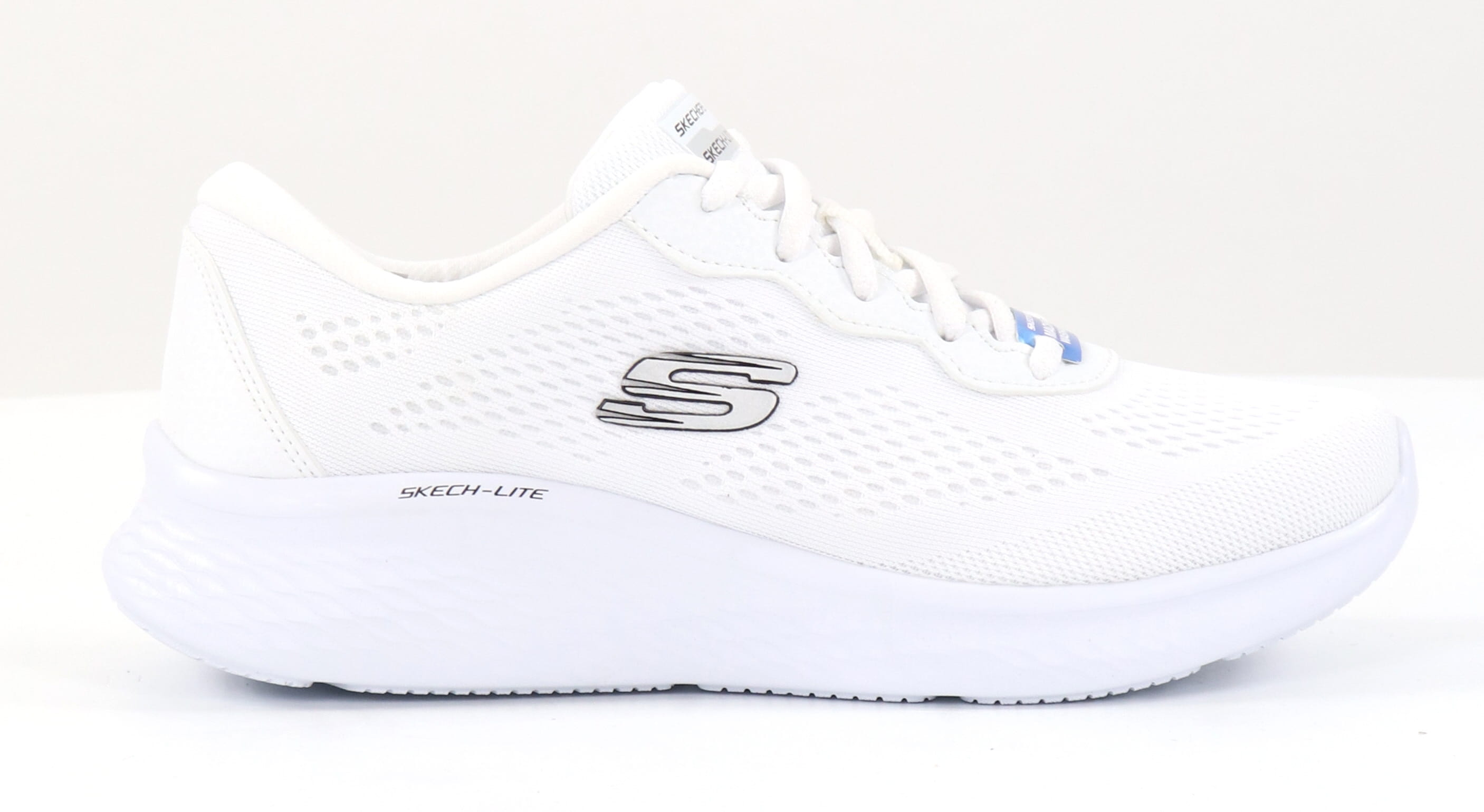 skechers white