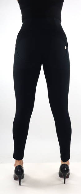 Low waist WR.UP® superskinny shaping trousers in latex