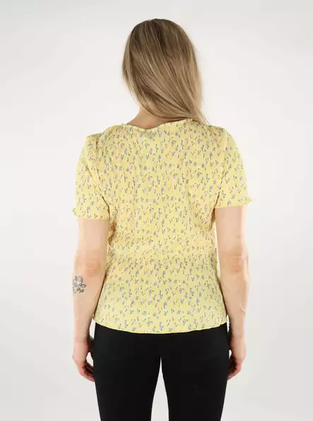 Pieces women's t-shirt O-Neck pale banana/small flow - Women's T-shirts - 138726 - 2