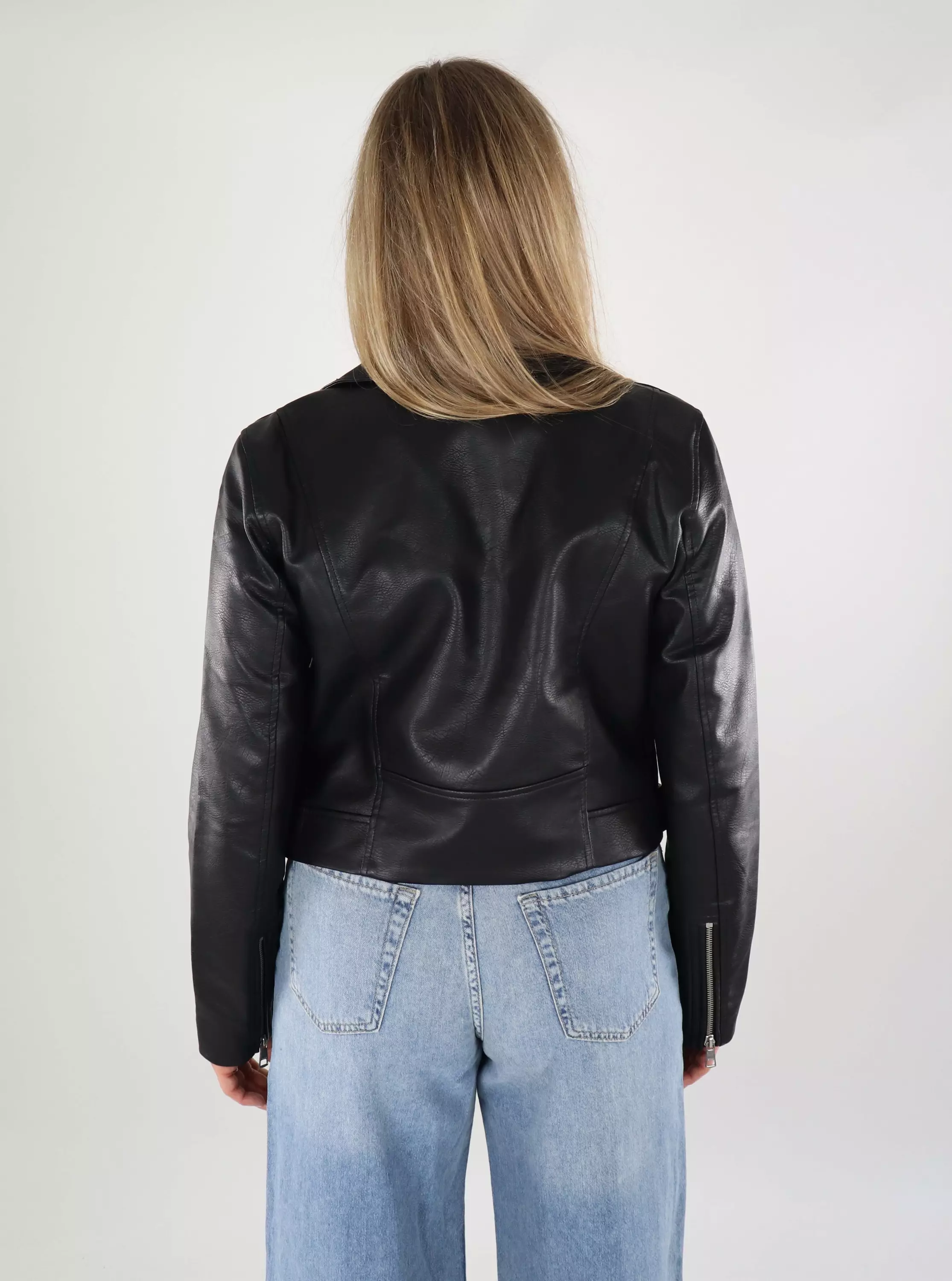 Women's Pu Leather Jacket Shacket Button Down Lapel Blazer Coat With Bust Pocket