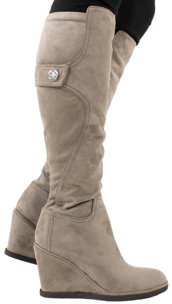 guess tan boots