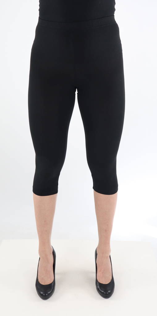 Pieces Capris Kiki, black - Women's shorts and capris - 131107 - 1