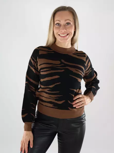 Vero Moda women's animal print sweater black/emperad - Women's knitwear - 139128 - 1