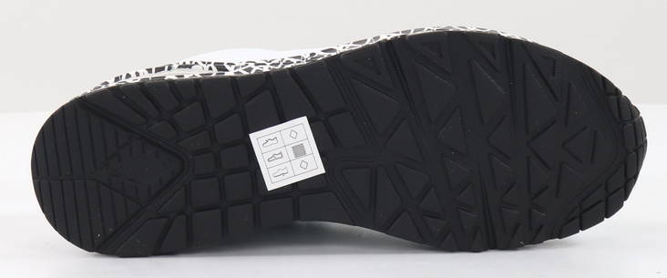 BLACK様限定 専用 1 Skechers Sneakers 155506/WBK UNO LOVING LOVE, white