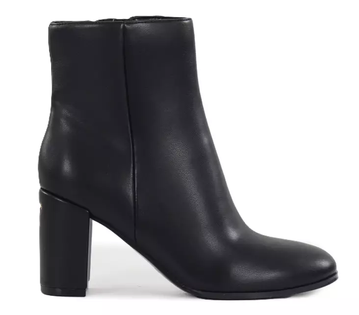 Guess ankle boots FLFBERLEA10 black - Women's ankle boots - 142288 - 1